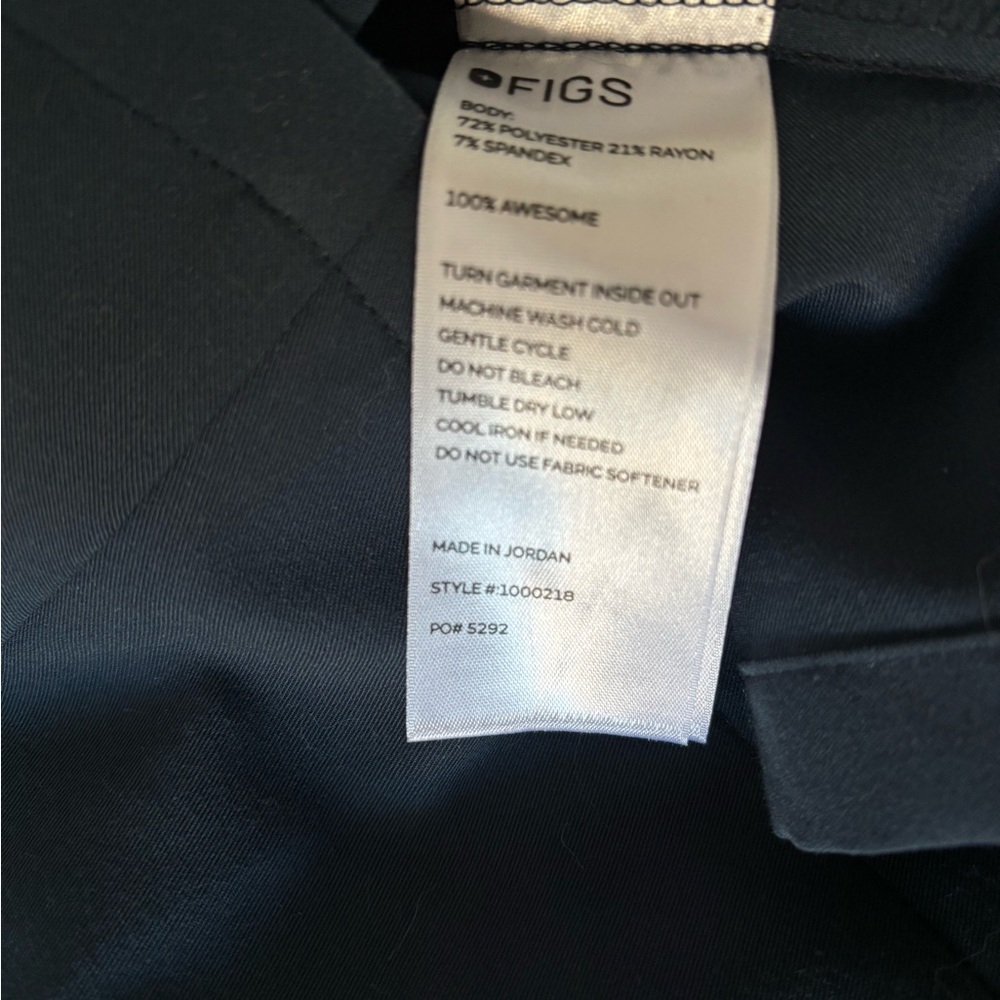 FIGS Dark Harbor Inala Scrub Top - Picture 4 of 4